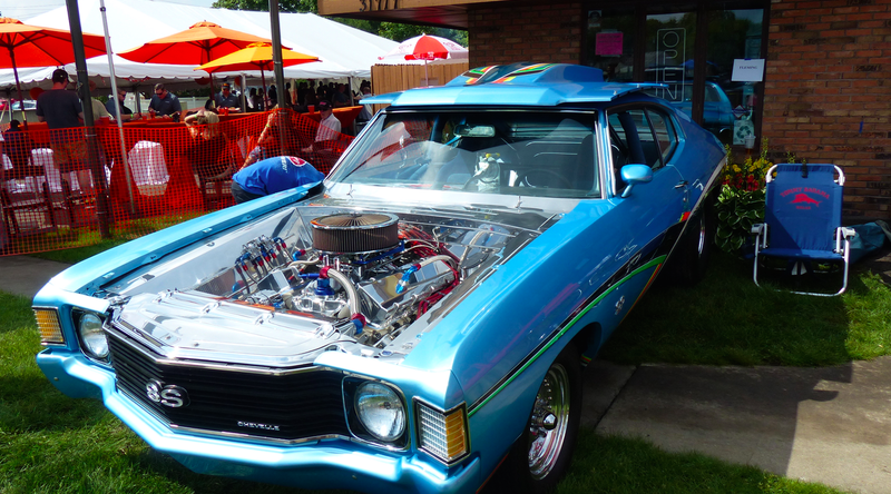 Illustration for article titled The Weirdest And Sexiest Cars That Showed Up To The Woodward Dream Cruise
